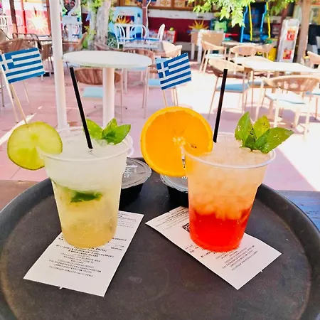 Hotel Melissa Gold Coast 2*