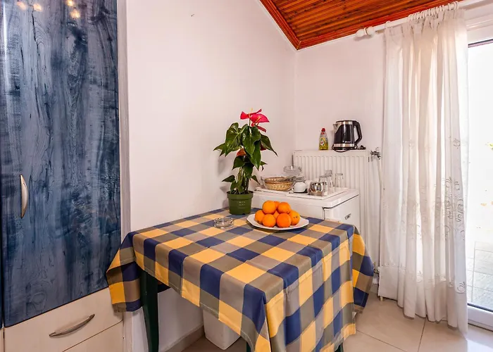 Melissa Gold Coast Hotel 2*