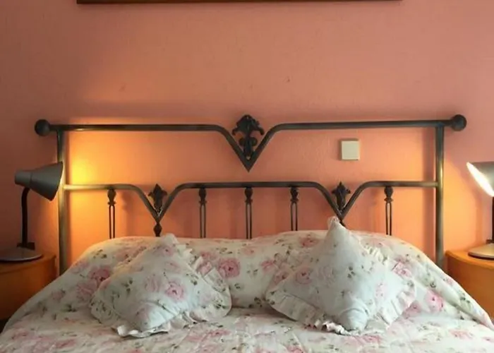 Hotel Melissa Gold Coast 2*