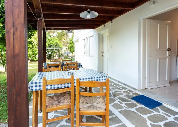 Melissa Gold Coast Hotel 2*