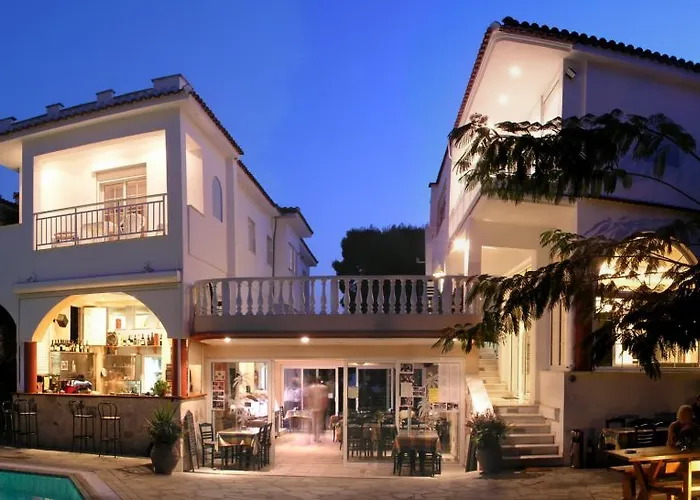 Melissa Gold Coast Hotel