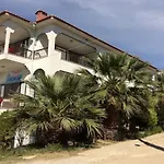 Melissa Gold Coast 2* プサコウディア