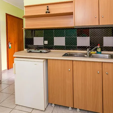 Melissa Gold Coast Psakoudia