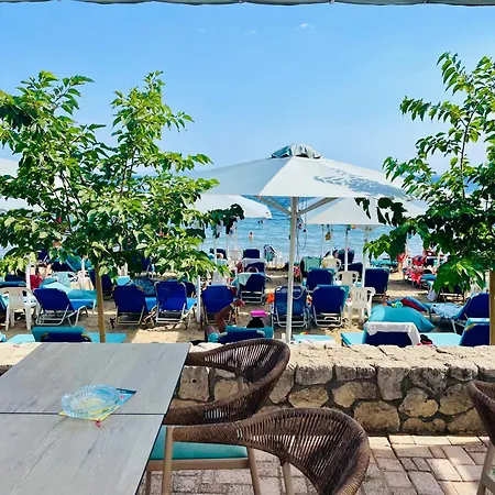 Melissa Gold Coast Hotel