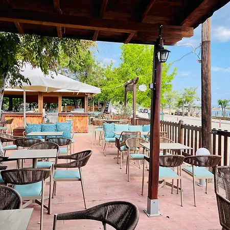 Melissa Gold Coast Hotel 2*