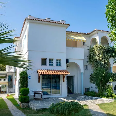 Melissa Gold Coast Psakoudia