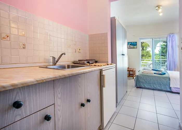 Melissa Gold Coast 2*